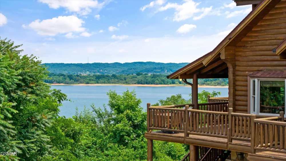 430 Sugar Cove Way Newport, TN 37821