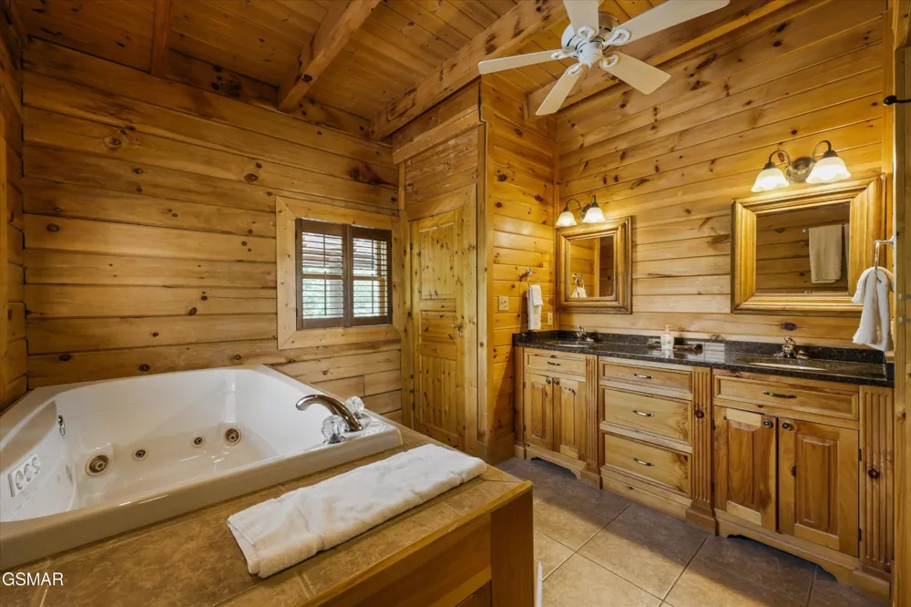430 Sugar Cove Way Newport, TN 37821