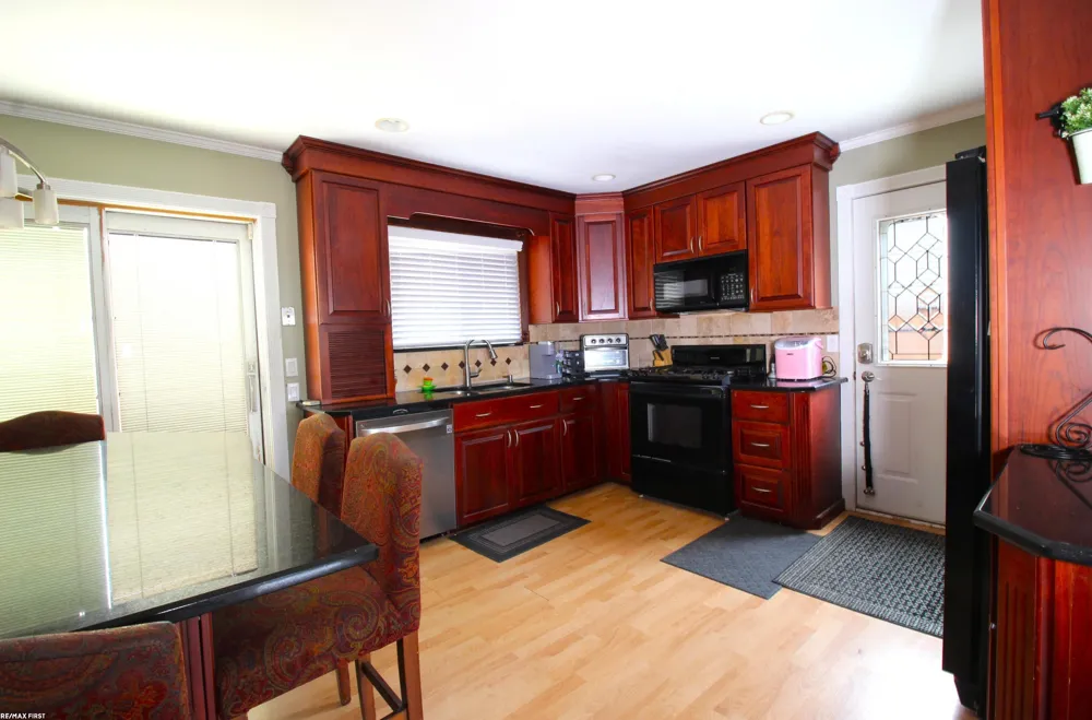 17164 Anita Street Fraser City, MI 48026