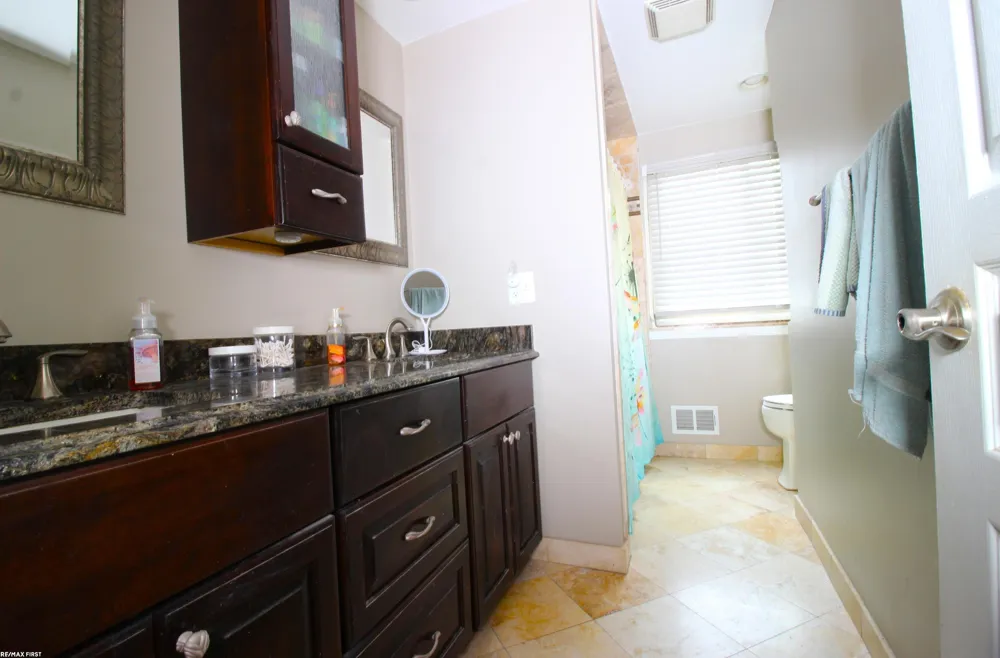 17164 Anita Street Fraser City, MI 48026