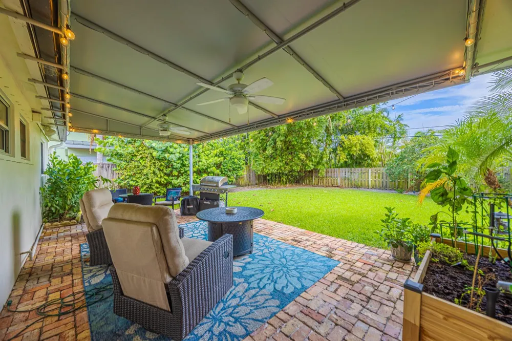334 NE 28th Road Boca Raton, FL 33431
