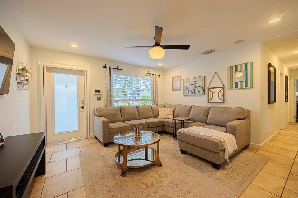 334 NE 28th Road Boca Raton, FL 33431