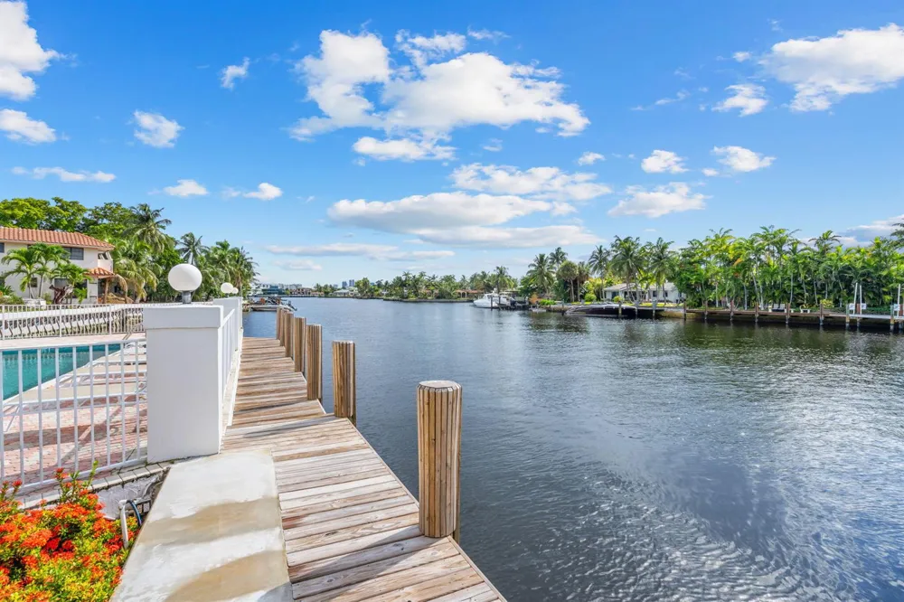 1839 Middle River Drive #501 Fort Lauderdale, FL 33305
