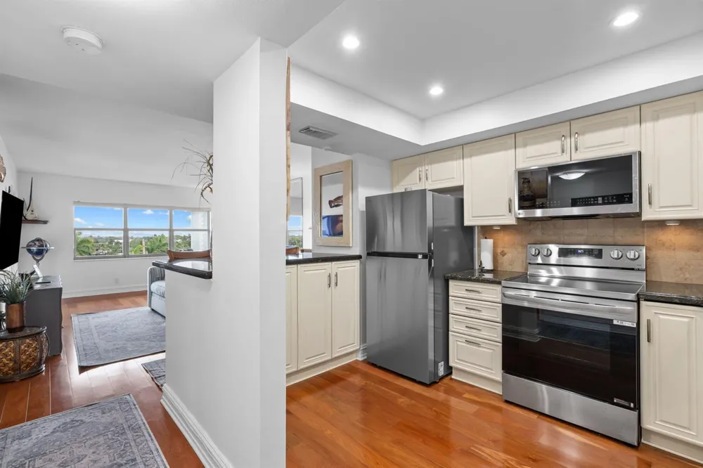 1839 Middle River Drive #501 Fort Lauderdale, FL 33305