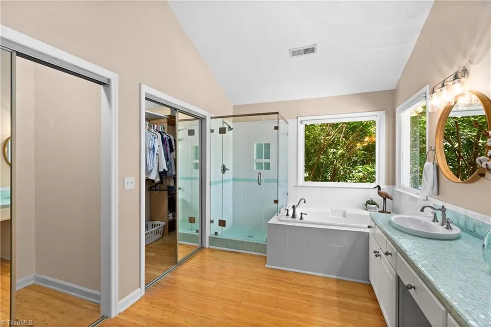 3210 Peninsula Drive Jamestown, NC 27282