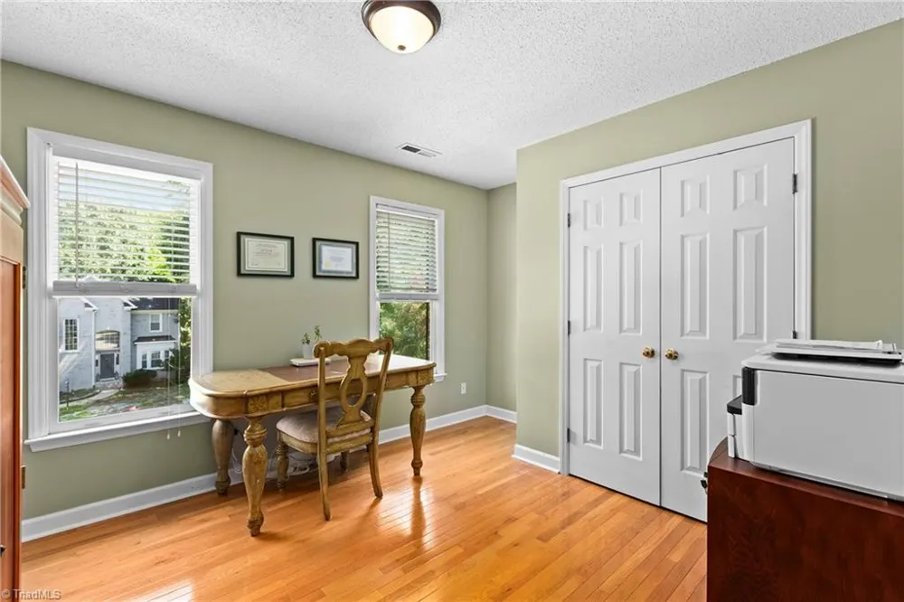 3210 Peninsula Drive Jamestown, NC 27282