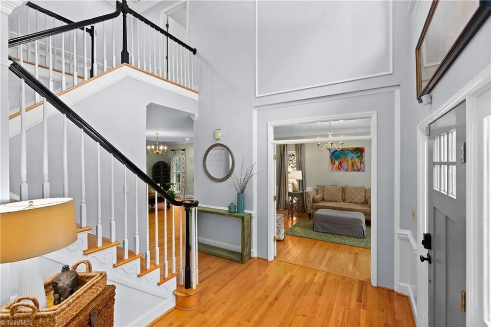 3210 Peninsula Drive Jamestown, NC 27282