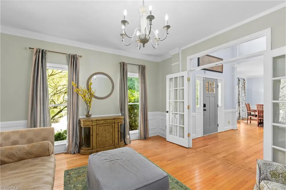 3210 Peninsula Drive Jamestown, NC 27282