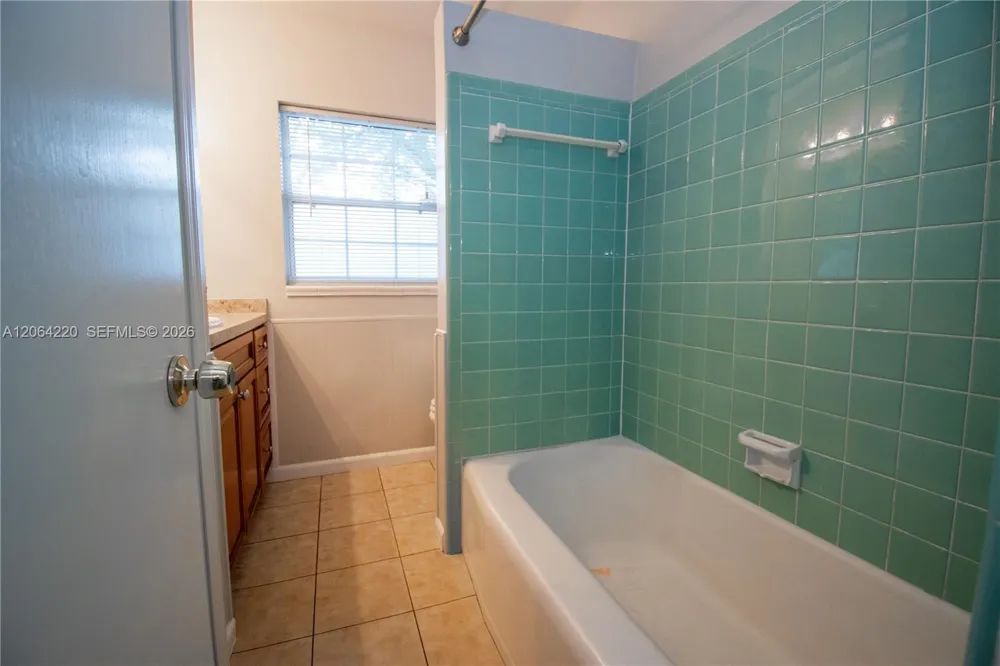 2615 Hargill Dr Orlando, FL 32806