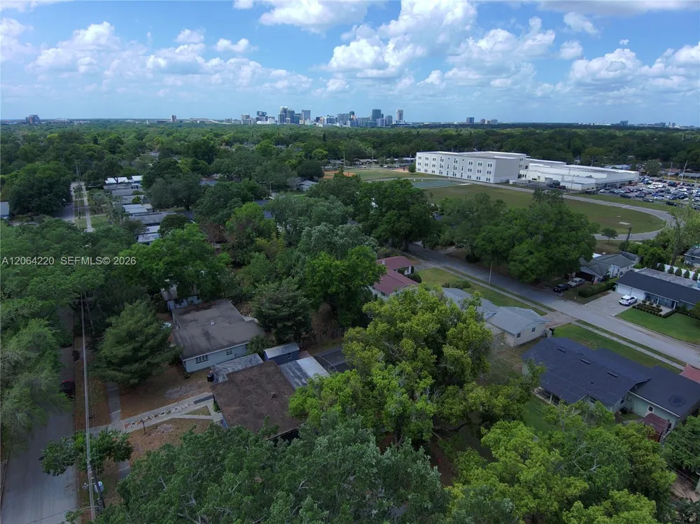 2615 Hargill Dr Orlando, FL 32806