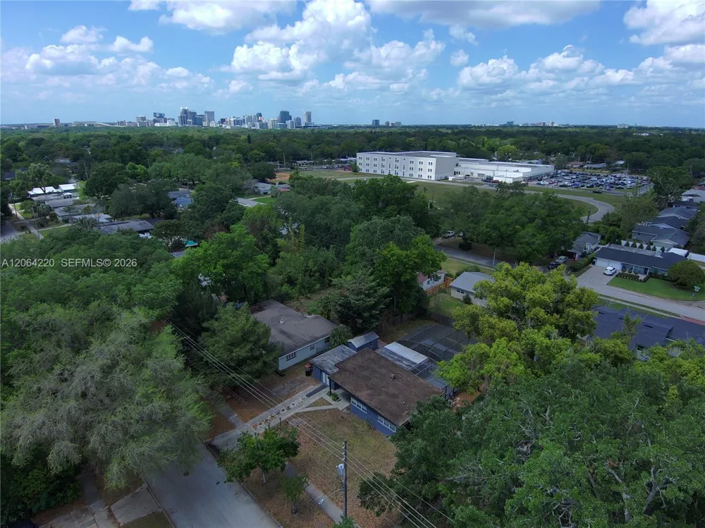 2615 Hargill Dr Orlando, FL 32806