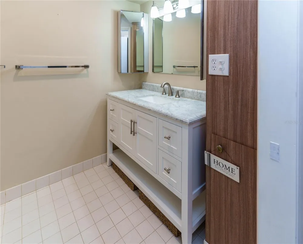 4318 TAHITIAN GARDENS CIRCLE #F Holiday, FL 34691