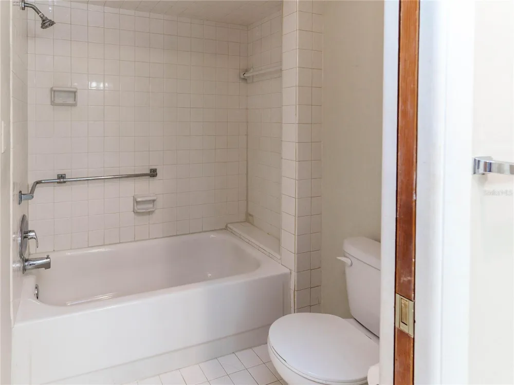 4318 TAHITIAN GARDENS CIRCLE #F Holiday, FL 34691