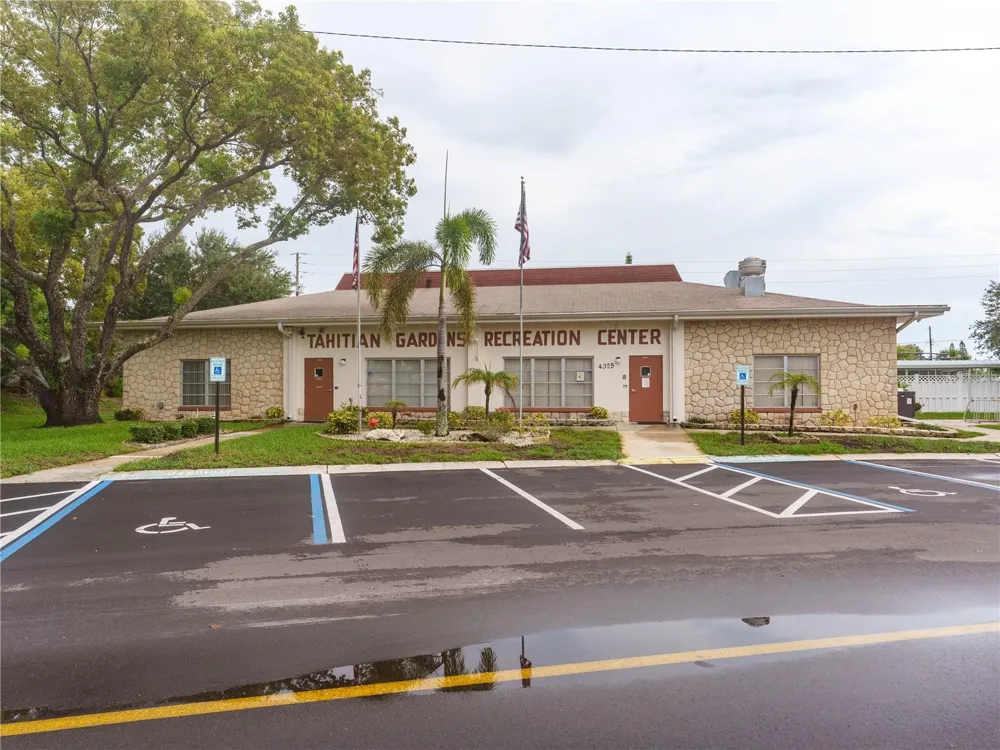 4318 TAHITIAN GARDENS CIRCLE #F Holiday, FL 34691