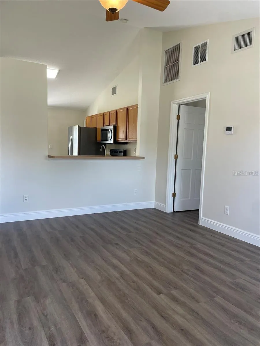 17542 DORIS STREET Montverde, FL 34756