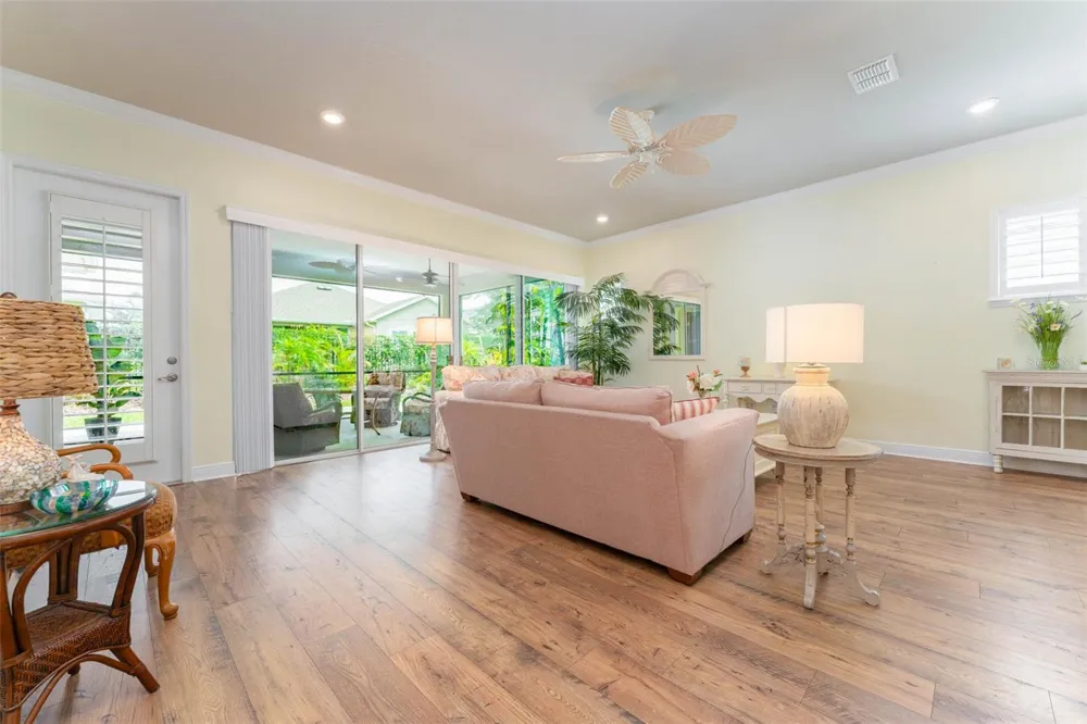14008 SWALLOW HILL DRIVE Lithia, FL 33547
