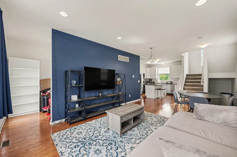 4576 Bradley Circle #25 Troy City, MI 48085
