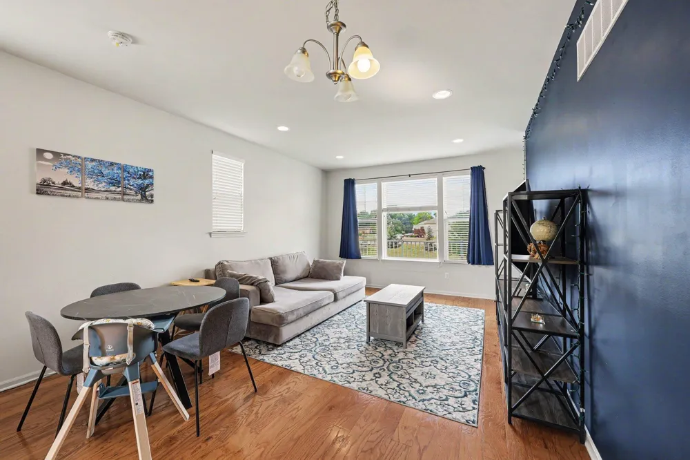 4576 Bradley Circle #25 Troy City, MI 48085