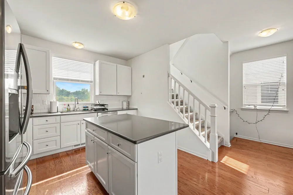 4576 Bradley Circle #25 Troy City, MI 48085