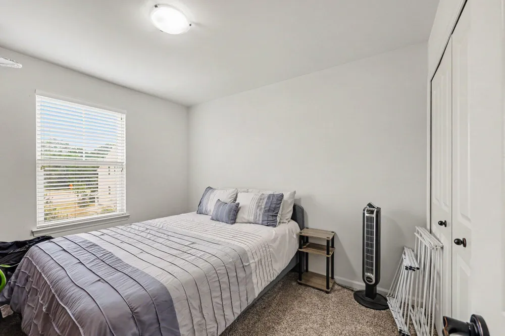 4576 Bradley Circle #25 Troy City, MI 48085