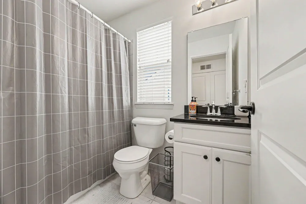 4576 Bradley Circle #25 Troy City, MI 48085