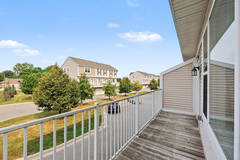 4576 Bradley Circle #25 Troy City, MI 48085