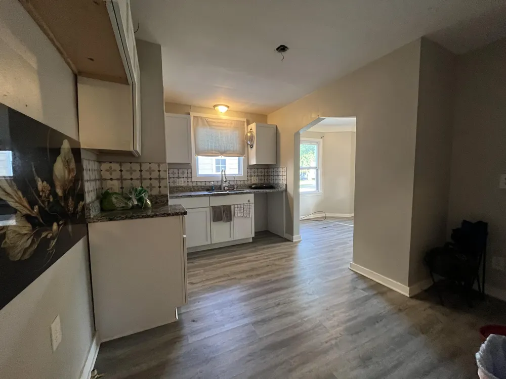 19977 Elkhart Street Harper Woods City, MI 48225