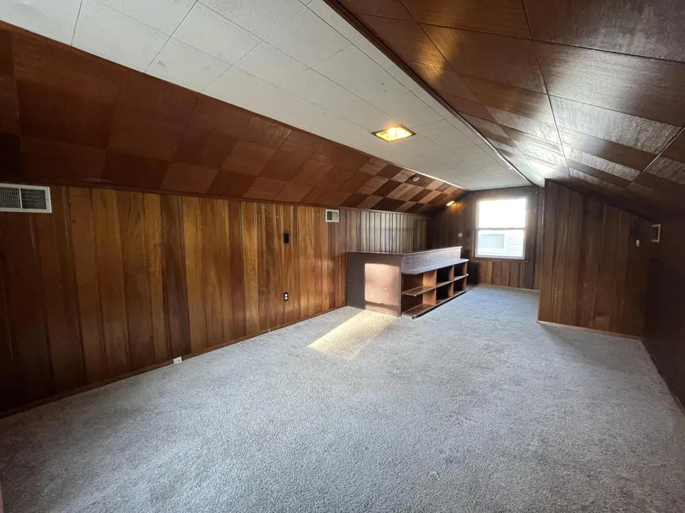 19977 Elkhart Street Harper Woods City, MI 48225