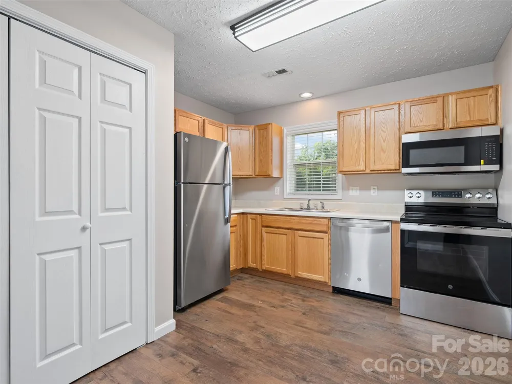 237 Camelot Drive #B Waynesville, NC 28786