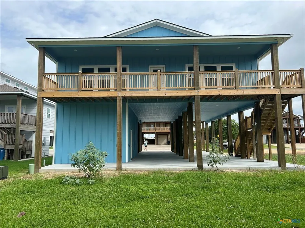 116 Whooping Crane Street Port O Connor, TX 77982