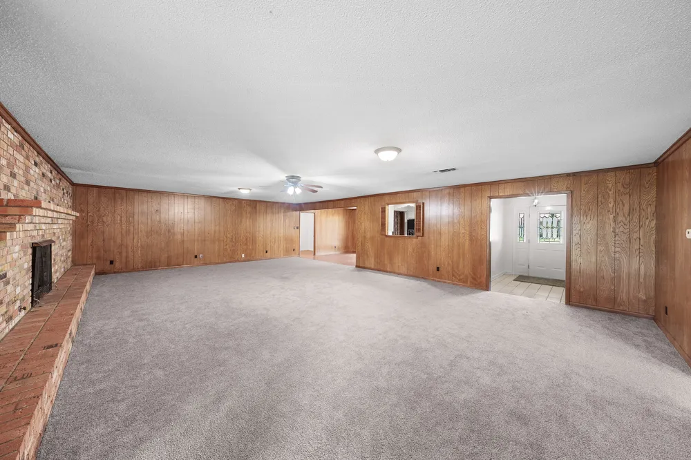300 Merrell Drive Sulphur Springs, TX 75482