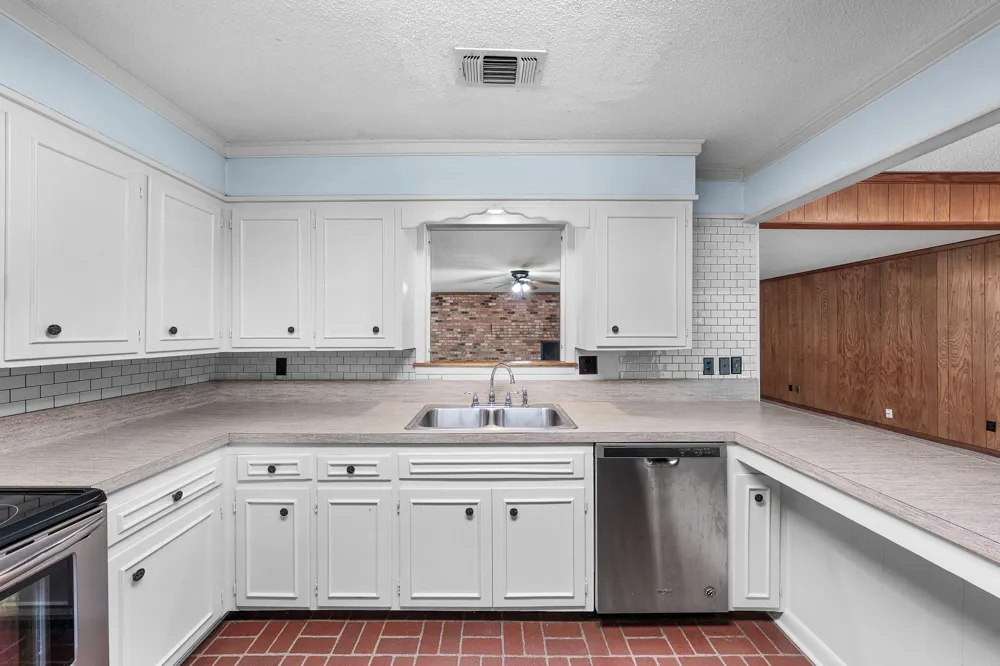 300 Merrell Drive Sulphur Springs, TX 75482