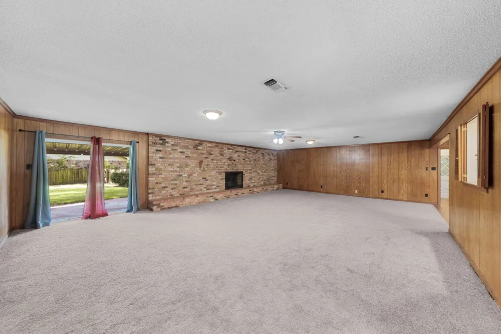 300 Merrell Drive Sulphur Springs, TX 75482