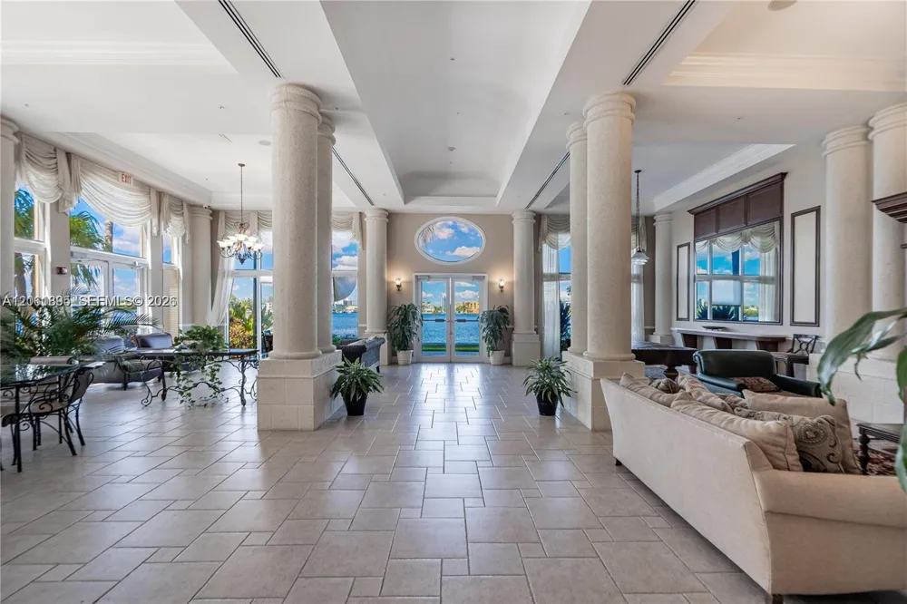 17100 Bay Rd #1309 Sunny Isles Beach, FL 33160