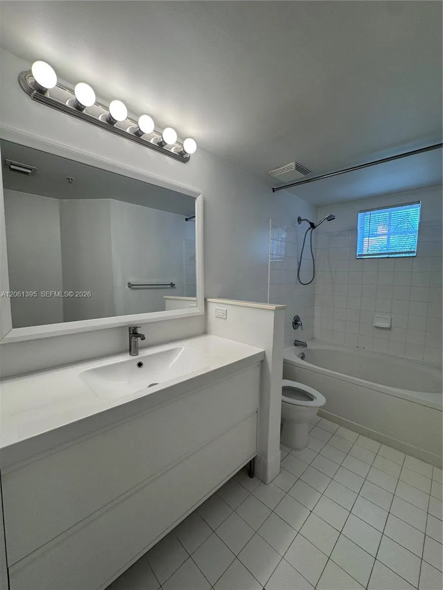 17100 Bay Rd #1309 Sunny Isles Beach, FL 33160