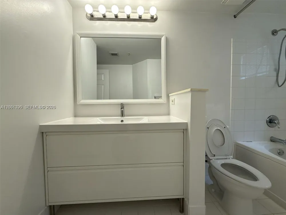 17100 Bay Rd #1309 Sunny Isles Beach, FL 33160