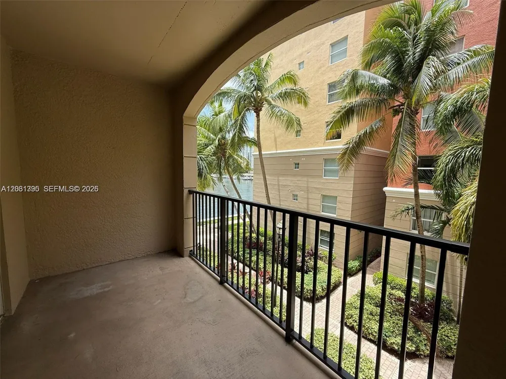 17100 Bay Rd #1309 Sunny Isles Beach, FL 33160