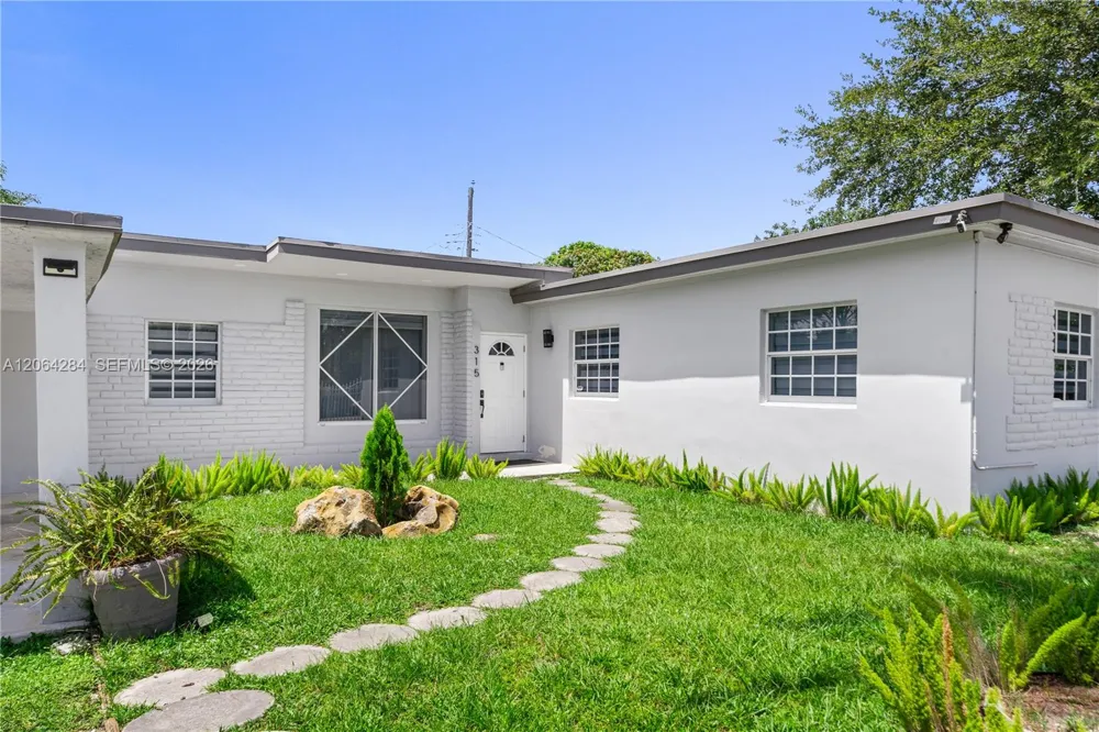 315 NW 106th ST Miami, FL 33150