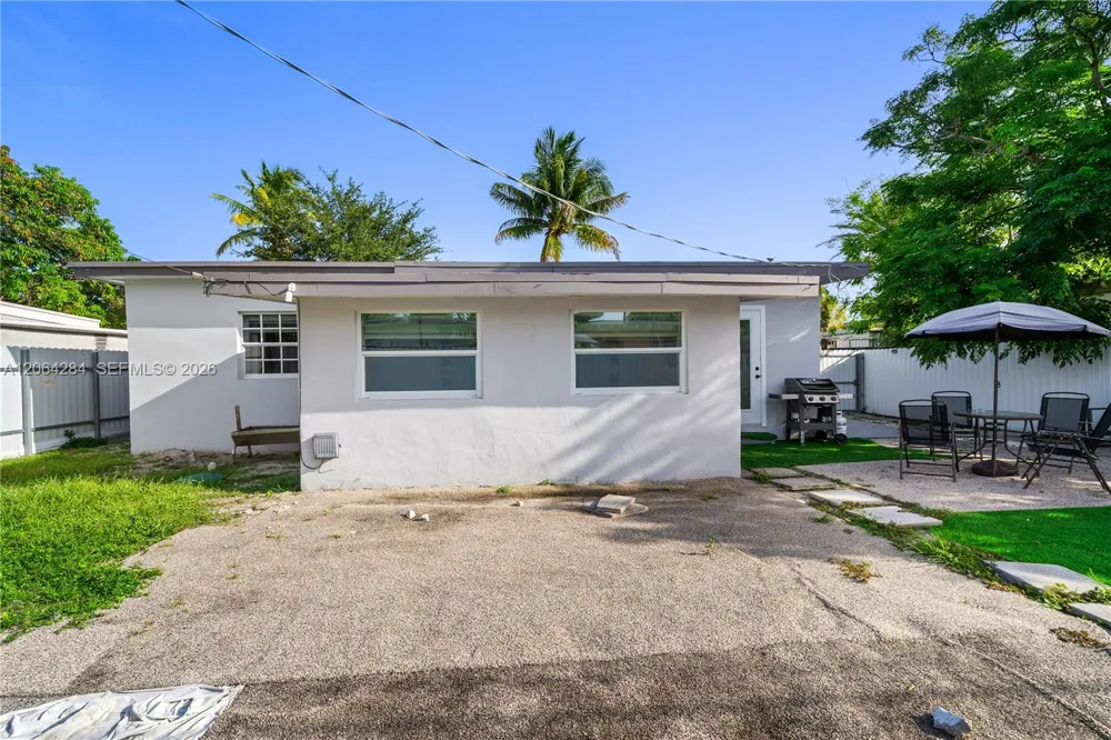 315 NW 106th ST Miami, FL 33150