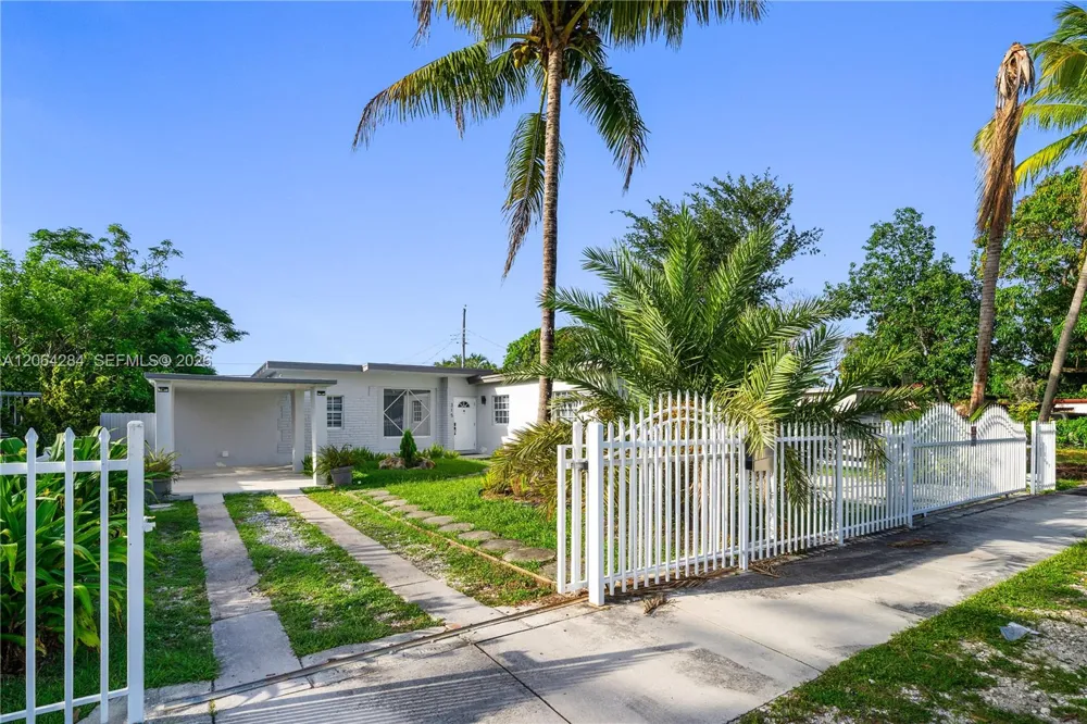 315 NW 106th ST Miami, FL 33150