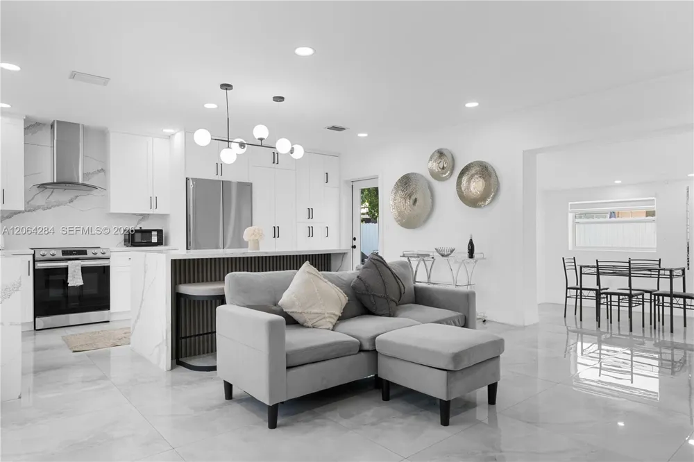 315 NW 106th ST Miami, FL 33150