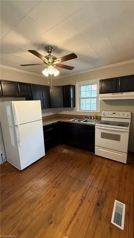 300 Dameron Street Eden, NC 27288