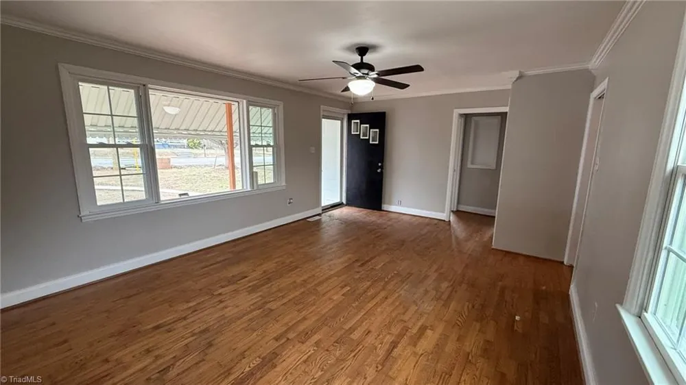 300 Dameron Street Eden, NC 27288
