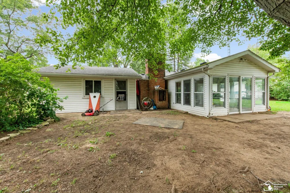 1363 W Temperance Road Bedford Township, MI 48182