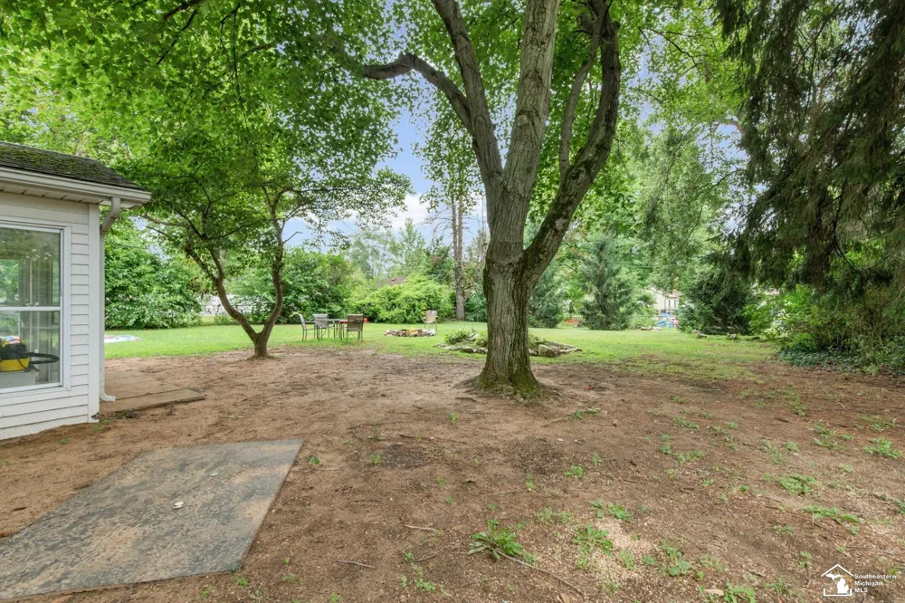 1363 W Temperance Road Bedford Township, MI 48182