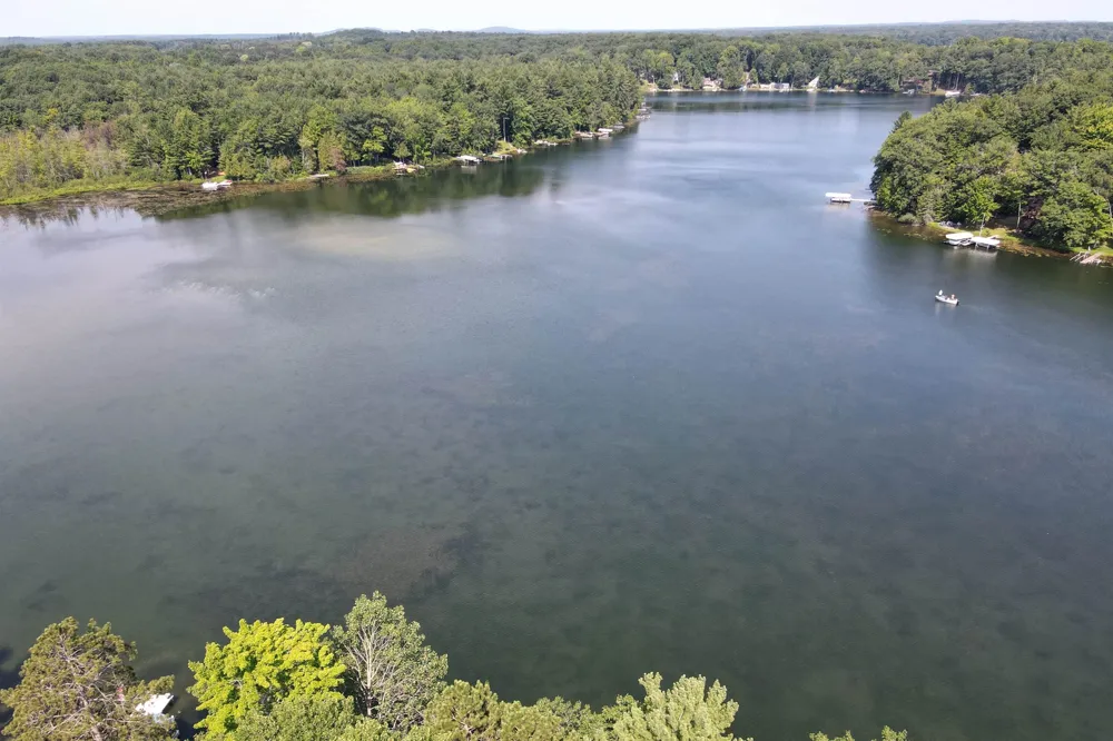 2701 Crescent Shores Drive Long Lake Township, MI 49685