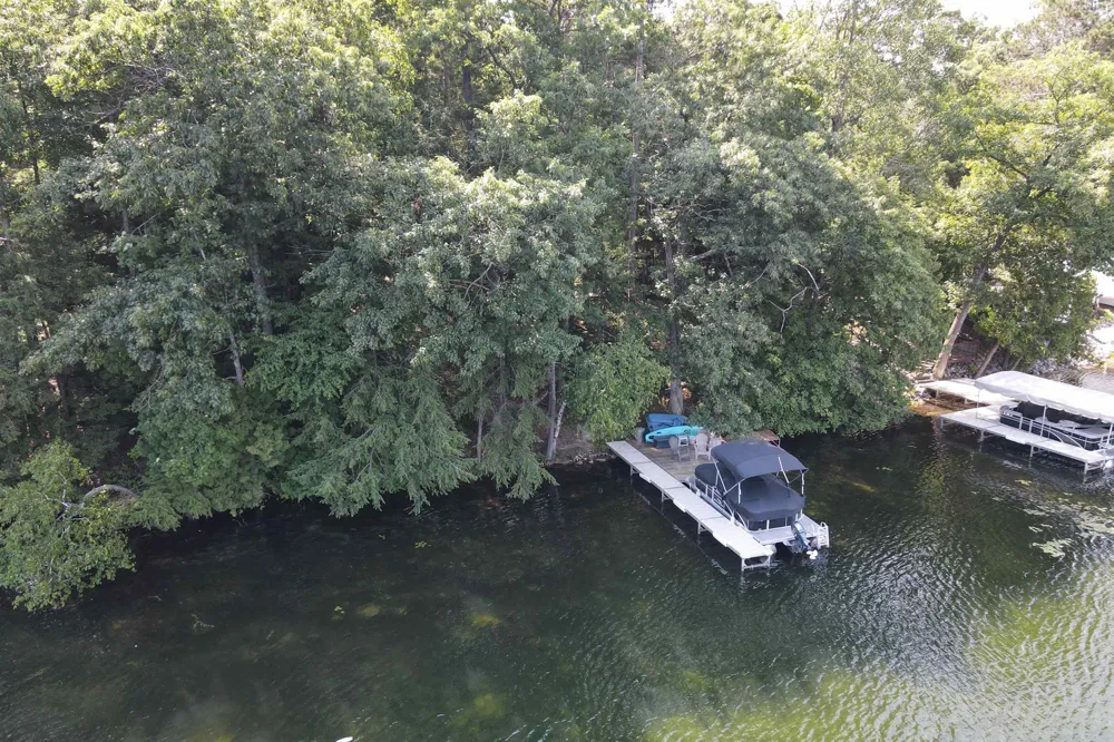 2701 Crescent Shores Drive Long Lake Township, MI 49685