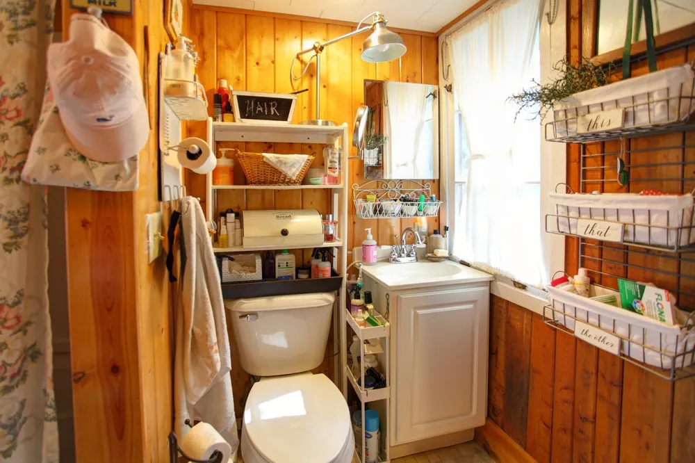 2701 Crescent Shores Drive Long Lake Township, MI 49685