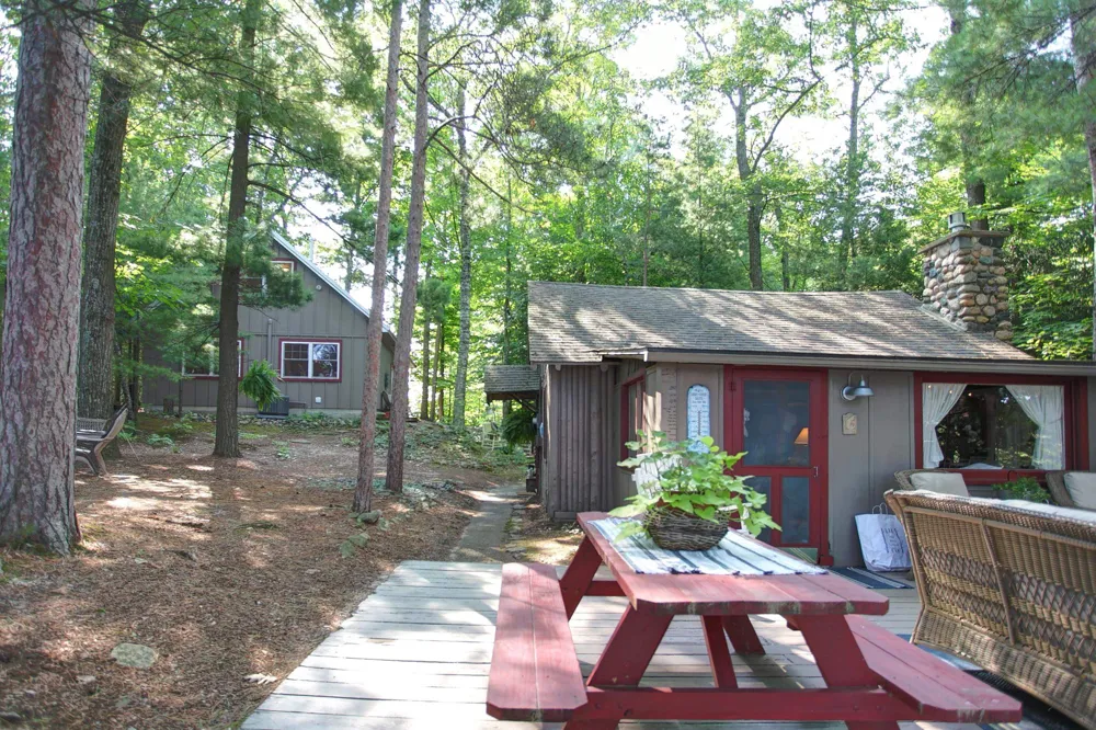 2701 Crescent Shores Drive Long Lake Township, MI 49685