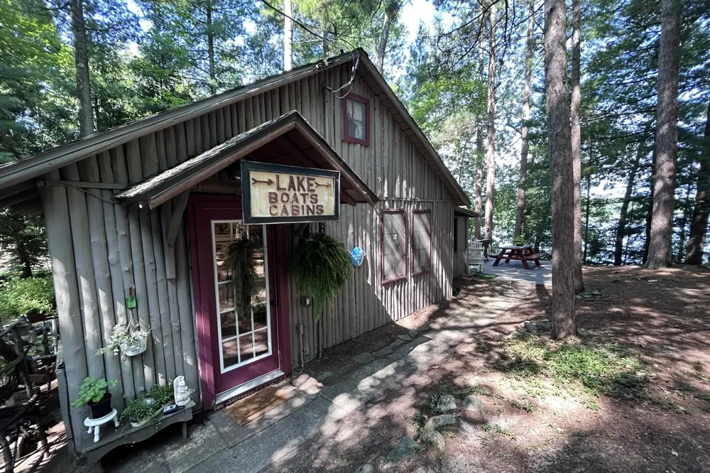 2701 Crescent Shores Drive Long Lake Township, MI 49685